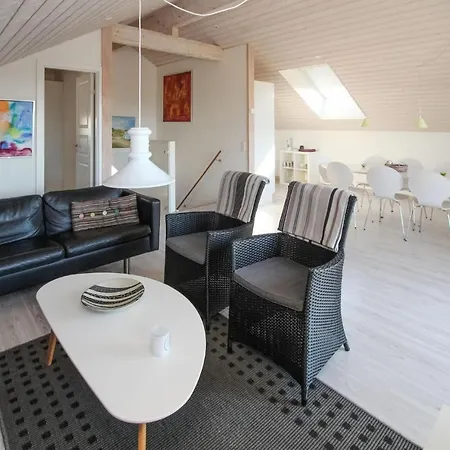 펜션 3 Bedroom Amazing In Samso